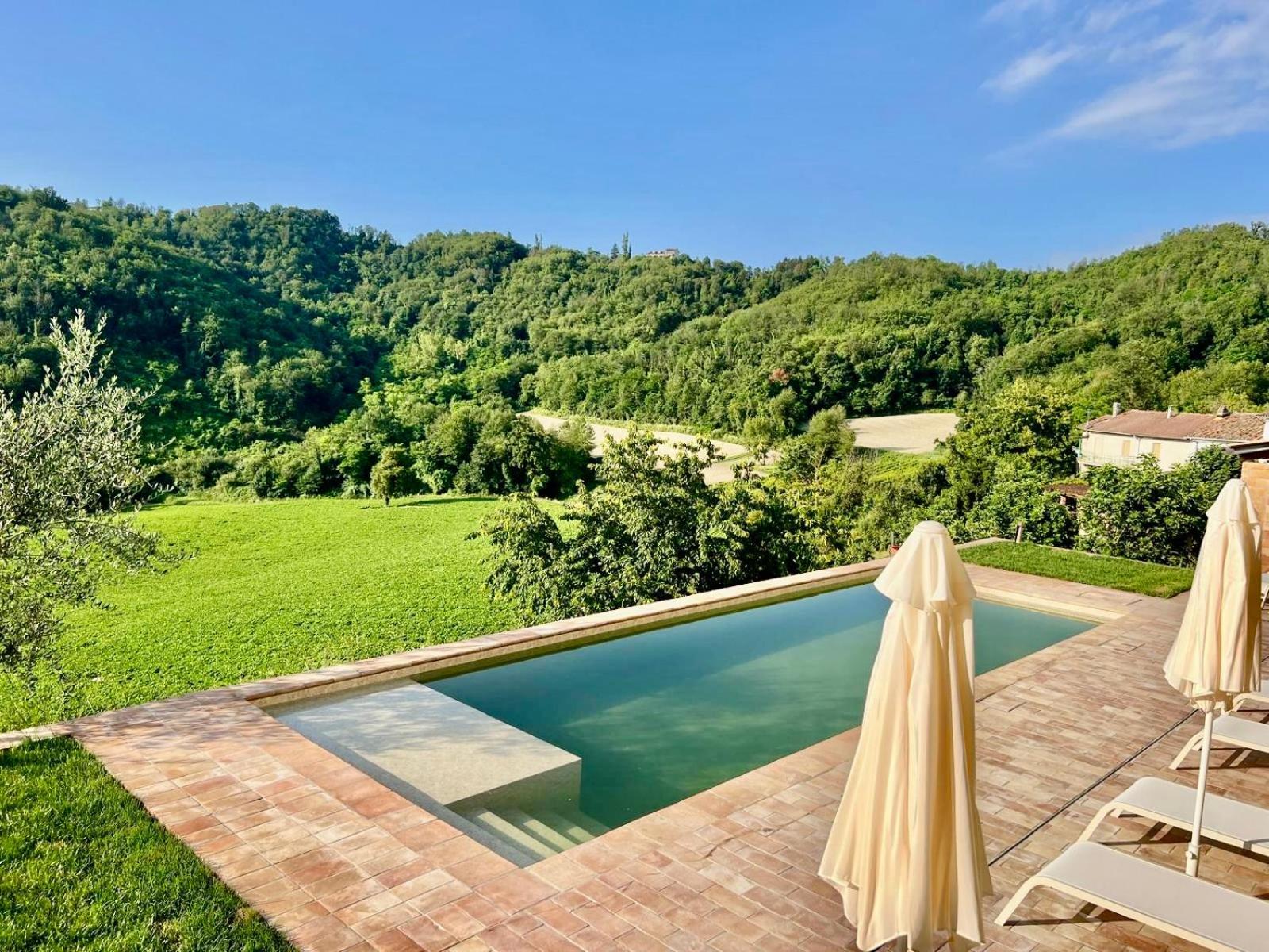 Relais Dal Cavaliere Hotel Castellino  Buitenkant foto